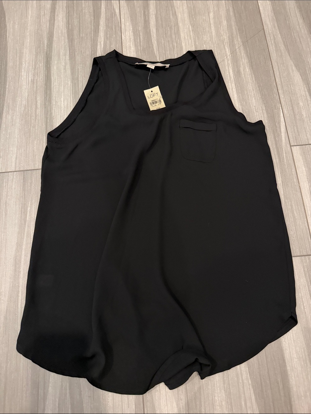 LOFT Black Sleeveless Pocket Camisole
